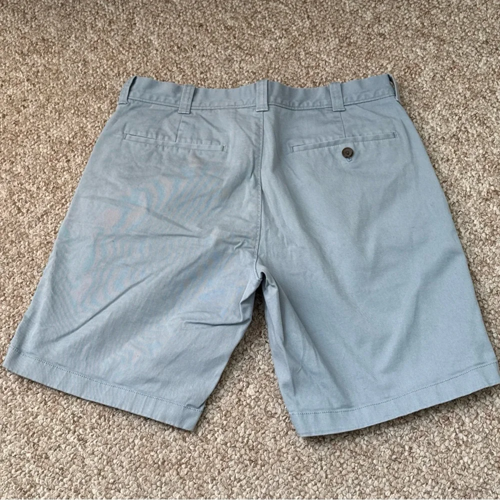 J.Crew Men's Light Blue Flat Front Mercantile Flex Chino Shorts 31